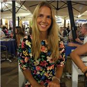 Soy Ingeniera Química y aunque estoy trabajando como tal, en paralelo he dado clases particulares de Matemáticas, Física y Química en primaria y ESO